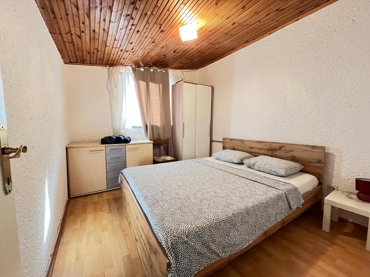 Apartment Porec Bagian luar foto