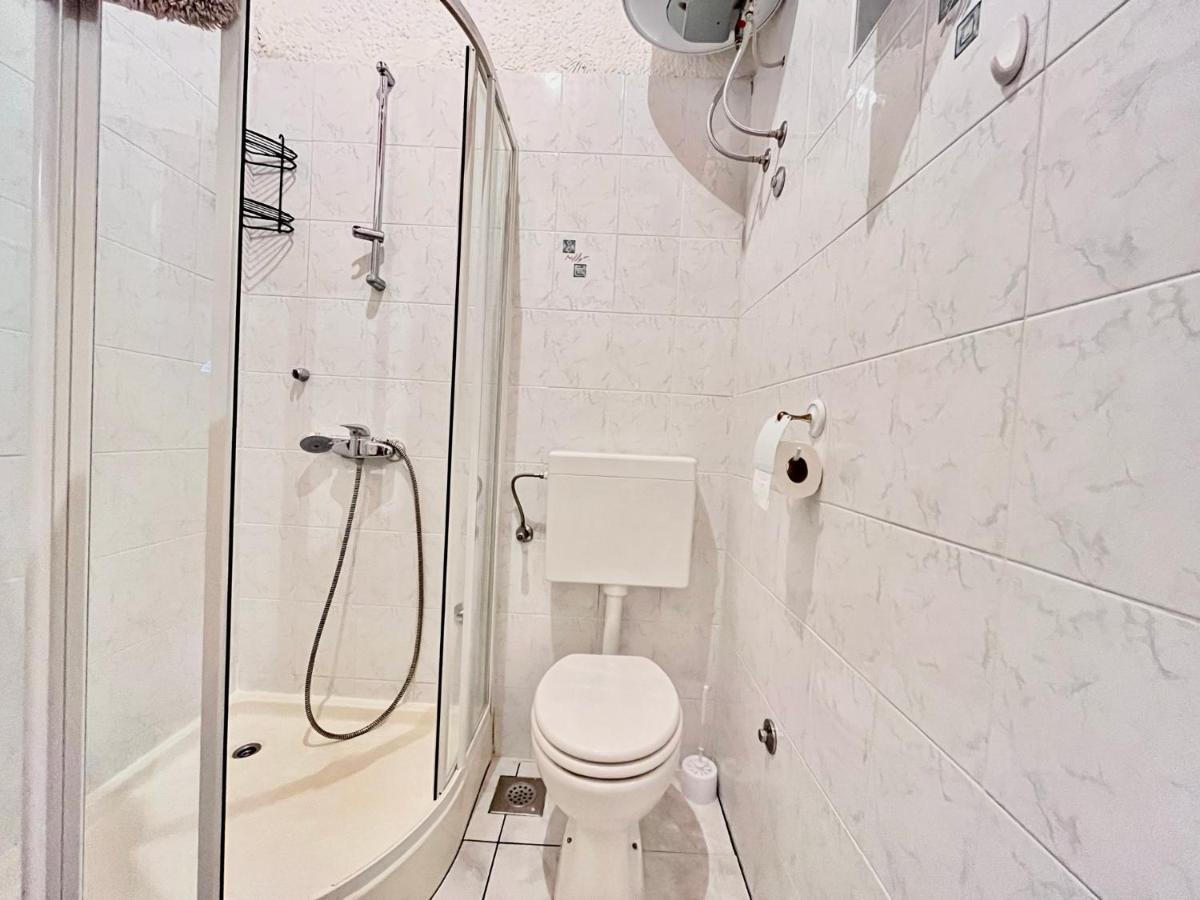 Apartment Porec Bagian luar foto