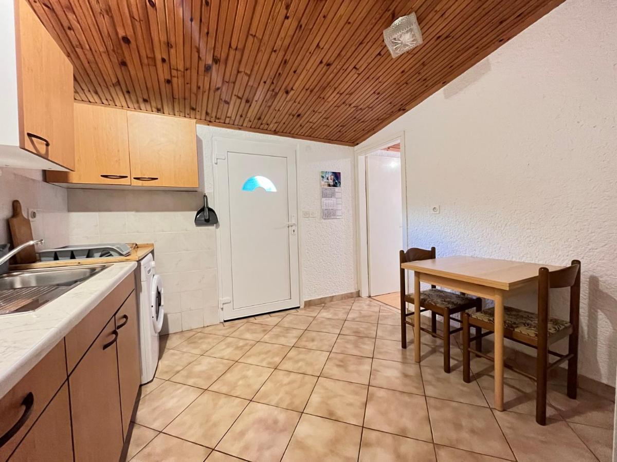 Apartment Porec Bagian luar foto