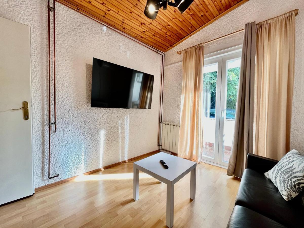 Apartment Porec Bagian luar foto
