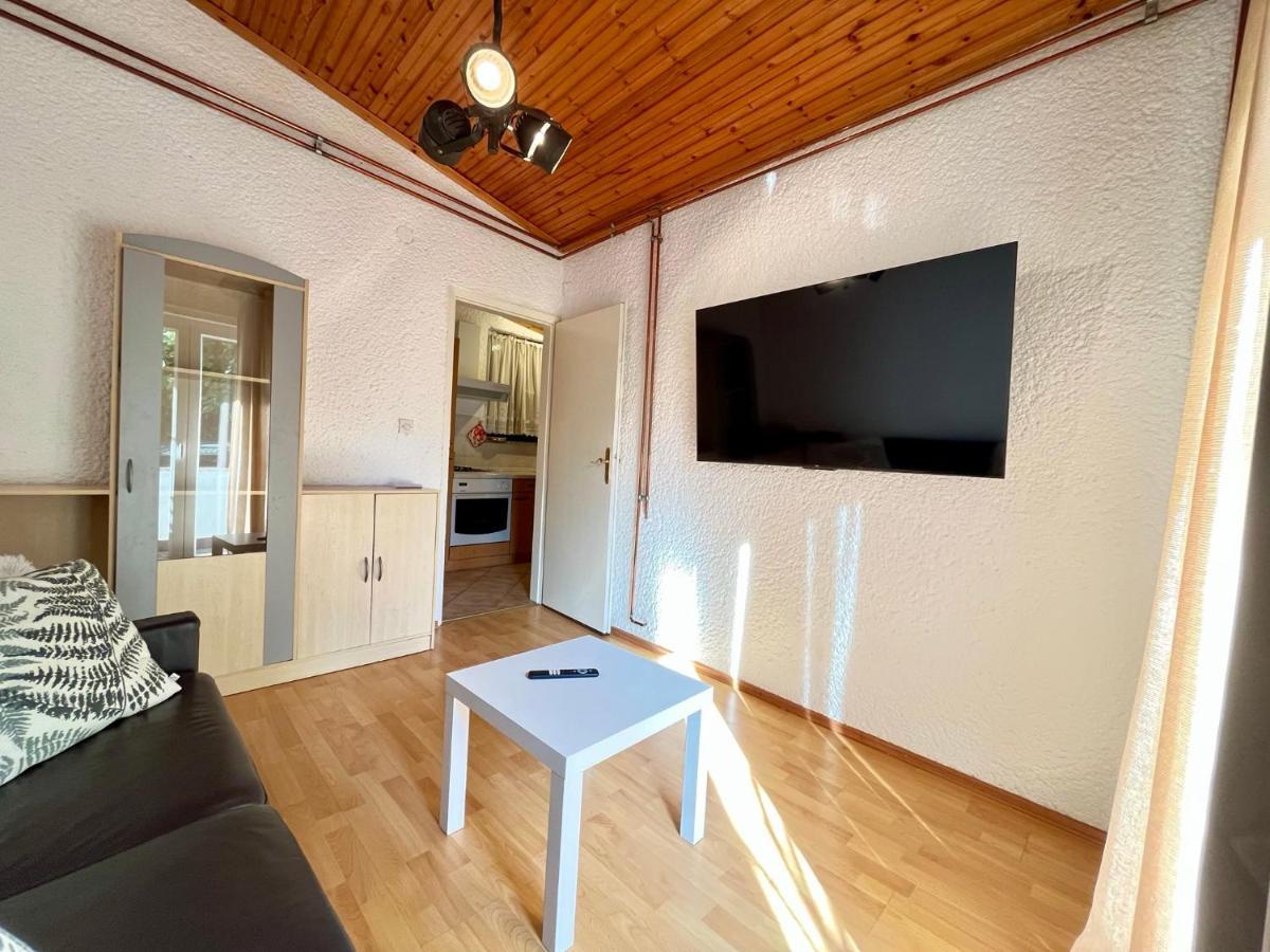 Apartment Porec Bagian luar foto